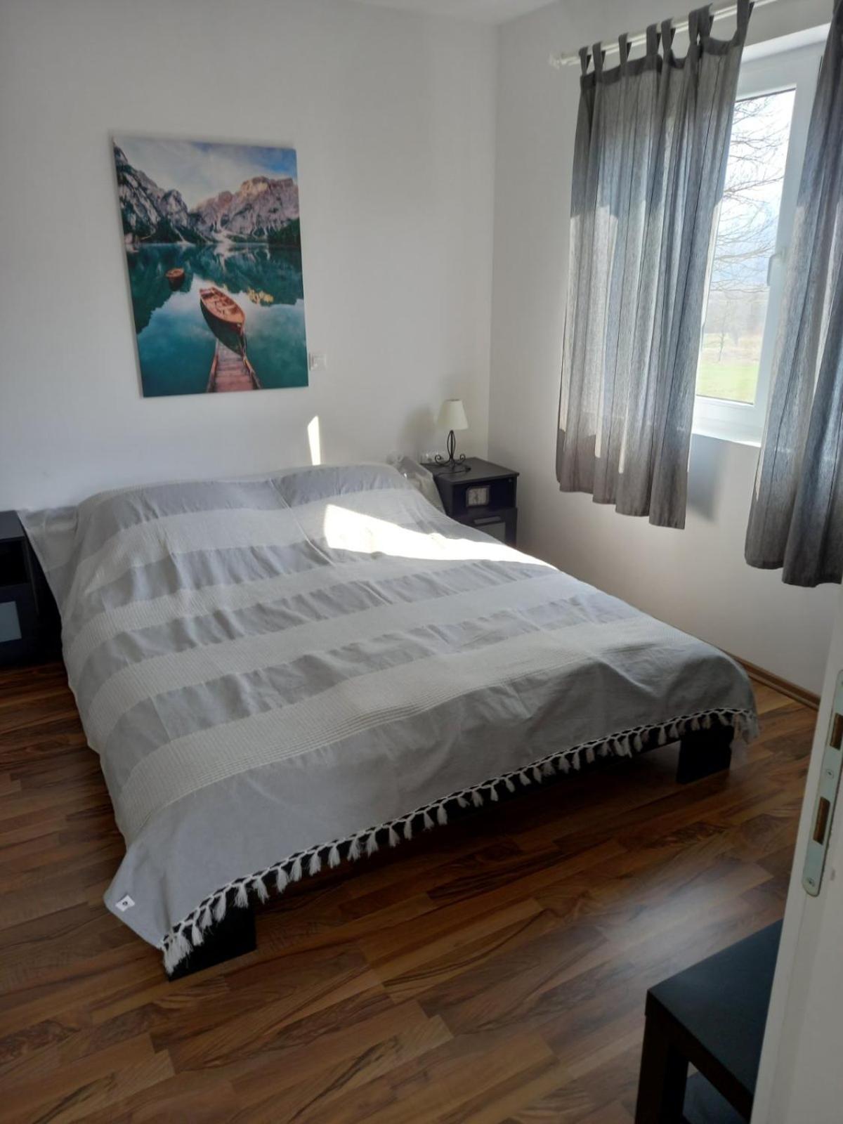 Plitvice Valley Apartments Licko Petrovo Selo Εξωτερικό φωτογραφία