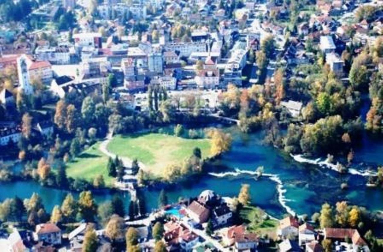 Plitvice Valley Apartments Licko Petrovo Selo Εξωτερικό φωτογραφία